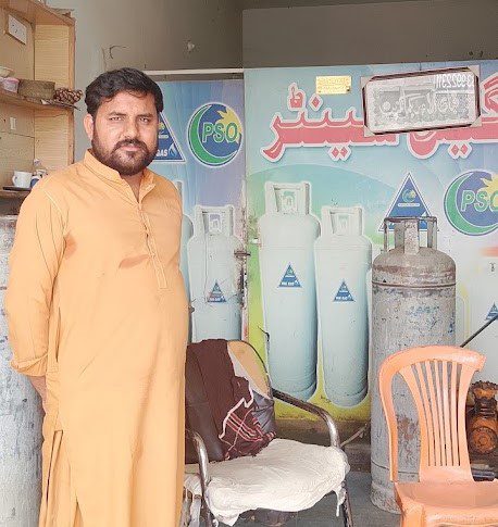 Shahid Gas Center Near Tasty Lecious